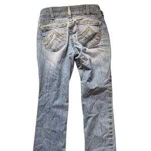 Ariat istressed blue jeans with ripped details